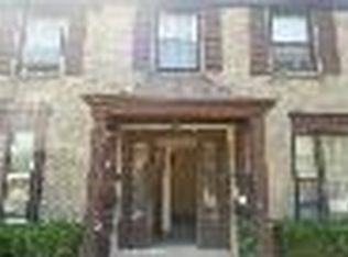 627 N 89th St APT 3, Milwaukee, WI 53226