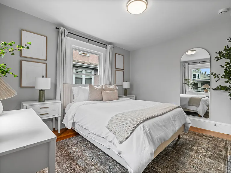 7 Dickson St #1 — Photo 31