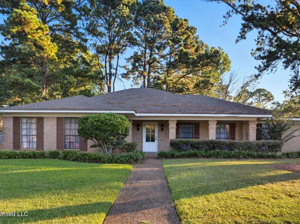 100 Foxgate Pl, Jackson, MS 39211