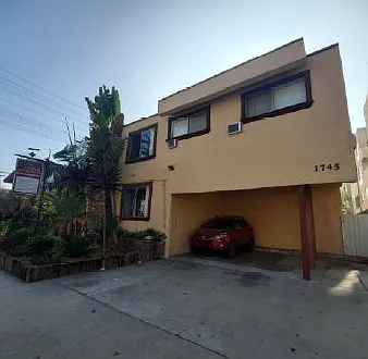 1745 Colby Avenue — Photo 4