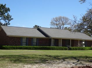 107 Oak Trace Rd, Jesup, GA 31545