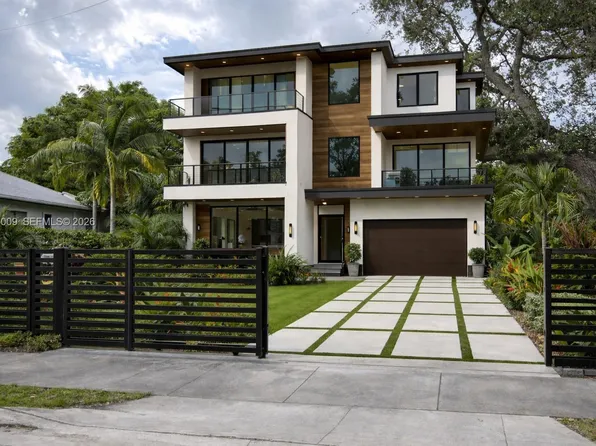 150 NW 44th St, Miami, FL 33127