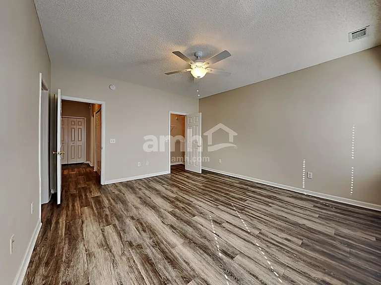762 Bristol Way — Photo 10
