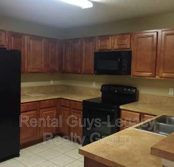 3600 Lenin Peak Ct #16 — Photo 1