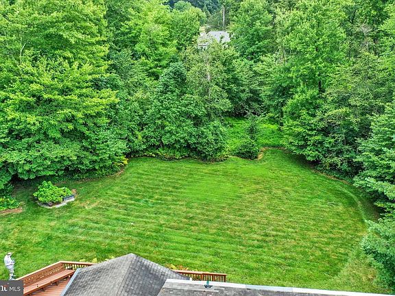 4th image of 1104 Leeswood Rd