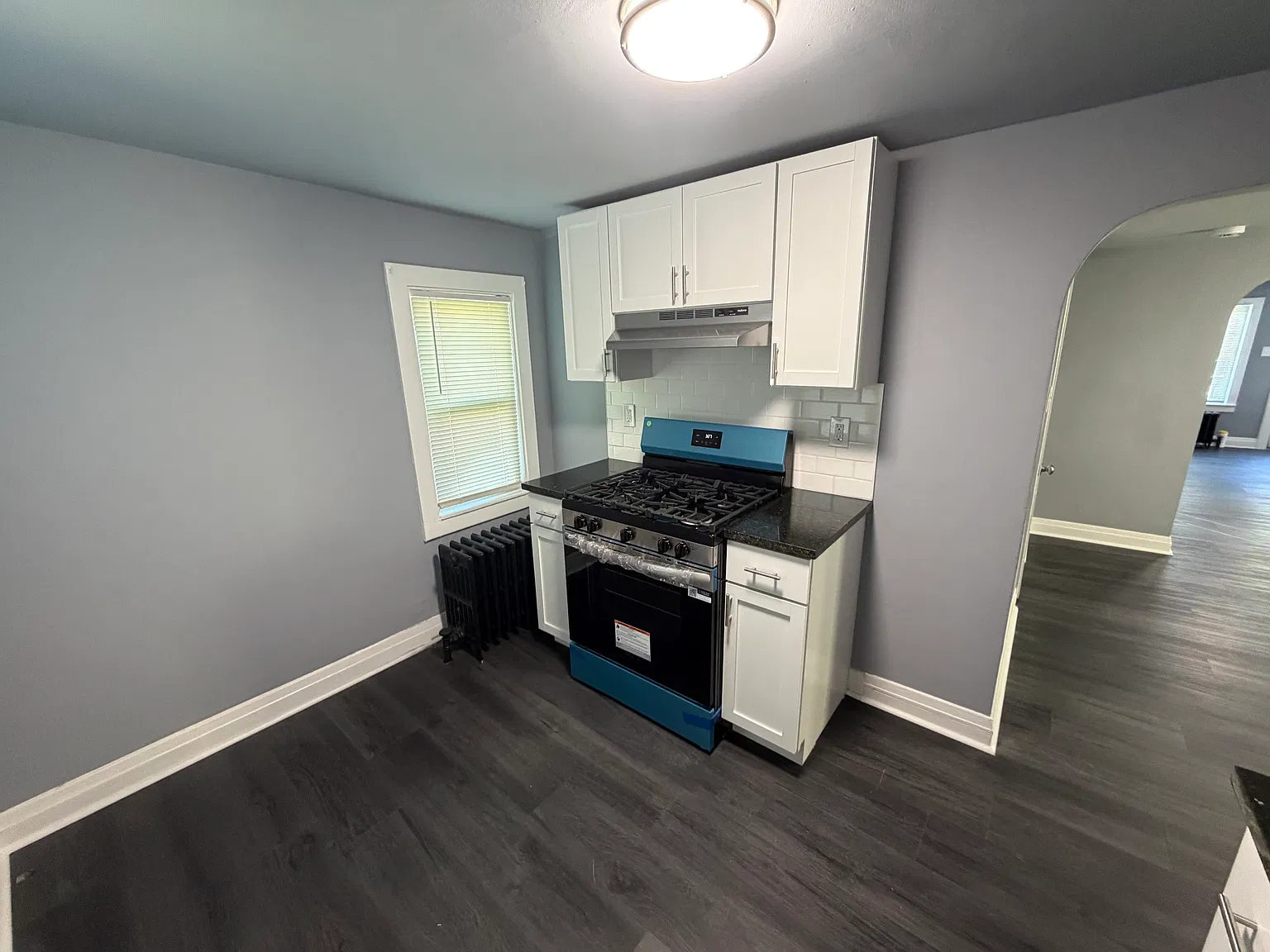 2 bed, 800 sqft, $1,700 — Photo 2