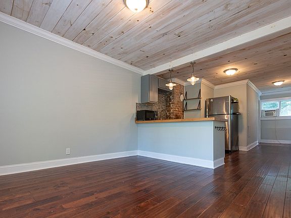 5th image of 4523 Alabama Ave Unit B