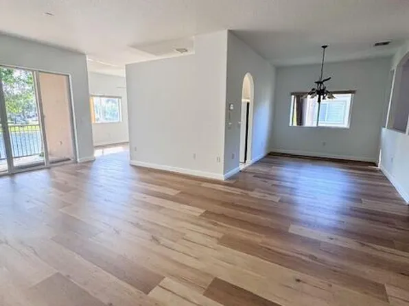 7842 Exeter Blvd E, Fort Lauderdale, FL 33321
