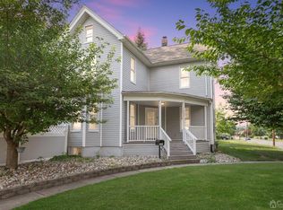 422 New Market Rd, Dunellen, NJ 08812