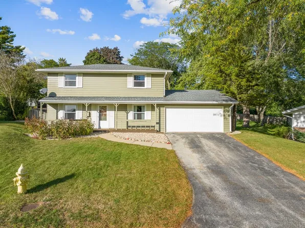 3708 Thornwood Dr, Rockford, IL 61107