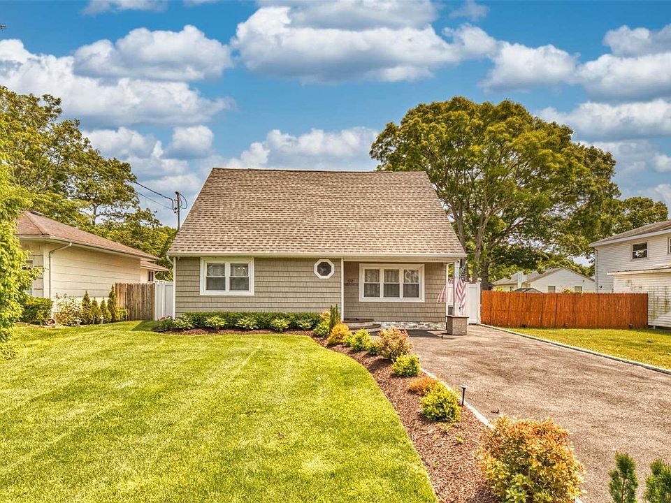 1st image of 59 Oakwood Drive
