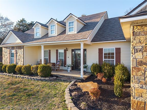 3rd image of 2904 Mount Zion Rd