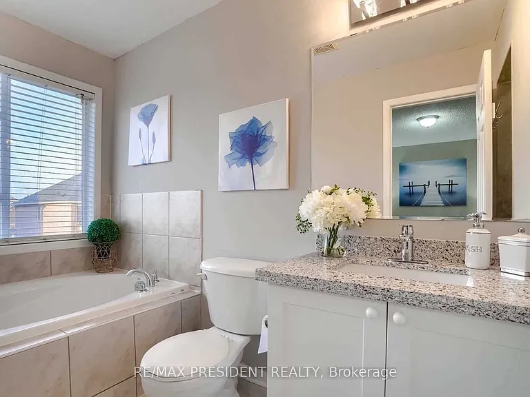 55 Eastway St — Photo 13