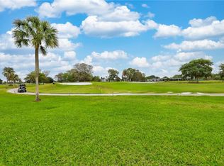 7610 NW 18th Pl #402, Pompano Beach, FL 33063