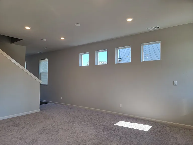 6219 Rebecca St SE — Photo 8