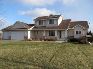 22271 Baugh St NW, Nowthen, MN 55330