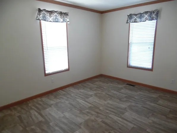54152 Ash Rd #351, Osceola, IN 46561