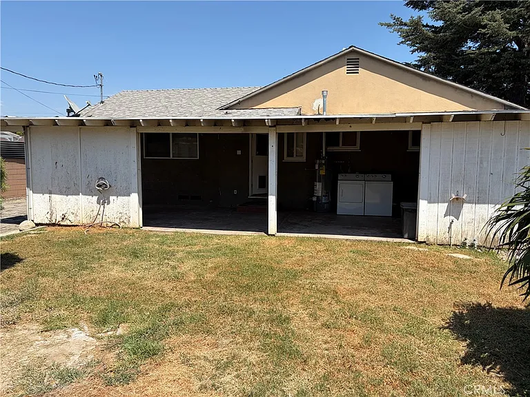 749 N Viceroy Ave — Photo 16