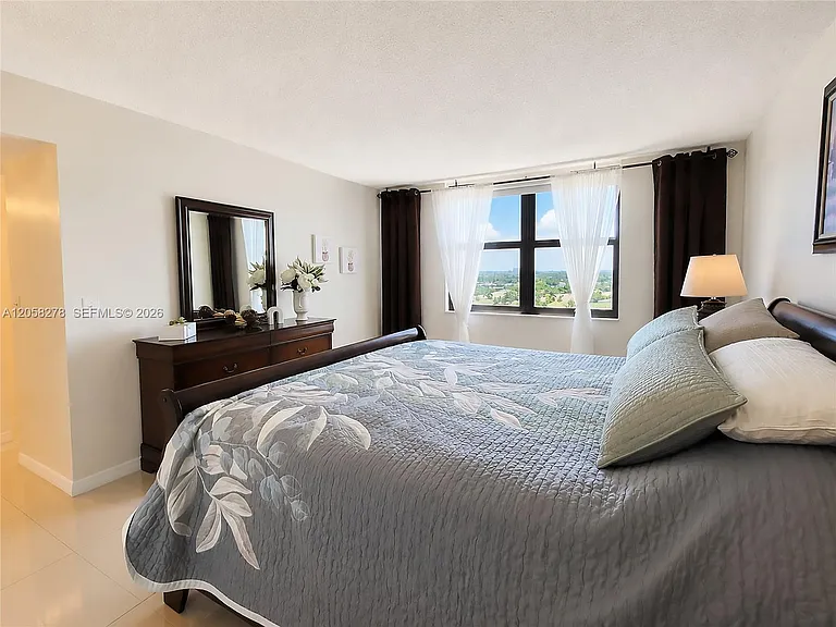 2401 S Ocean Dr #1007 — Photo 15