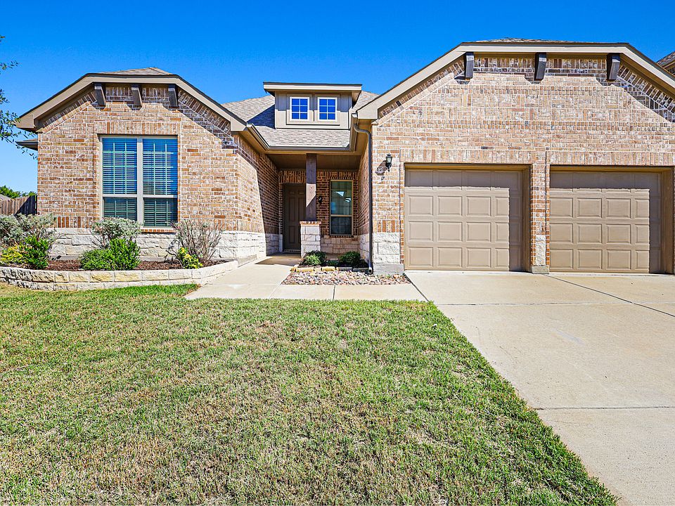 1st image of 1701 Meadowleaf Ln