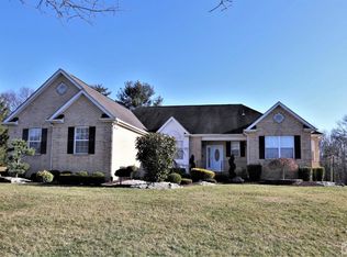 12 Andrew Dr, Monroe Township, NJ 08831