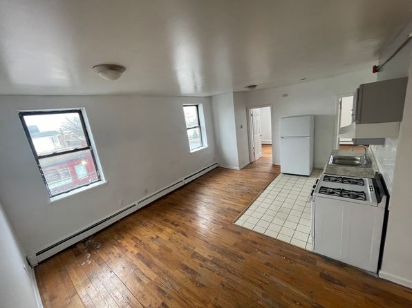 2260 Fairfield Ave APT 3A
