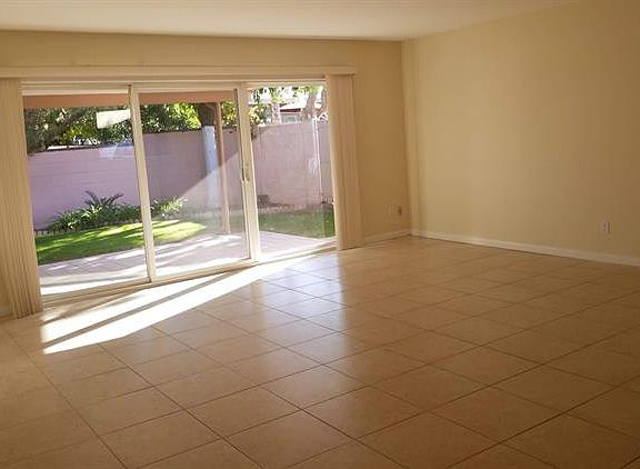 3rd image of 7725 E Mariposa Dr