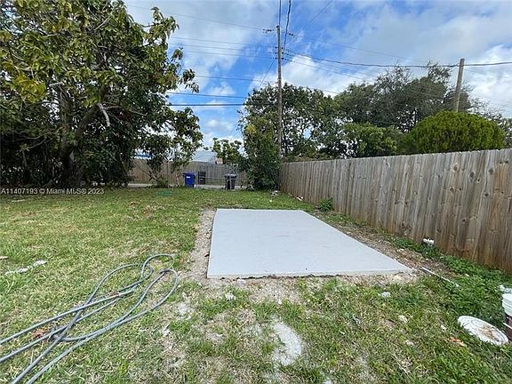5th image of 1601 NE 179th St #1601