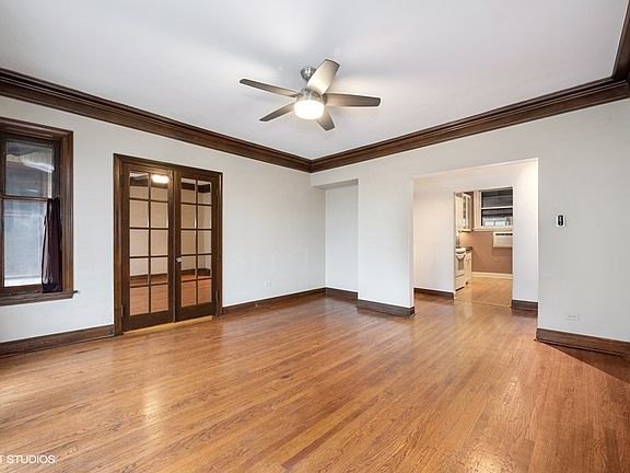 5th image of 949 Lake St APT F3