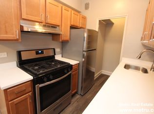 1033 W Loyola Ave #803, Chicago, IL 60626