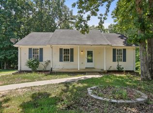 2105 Ferry Rd, Clarksville, TN 37040