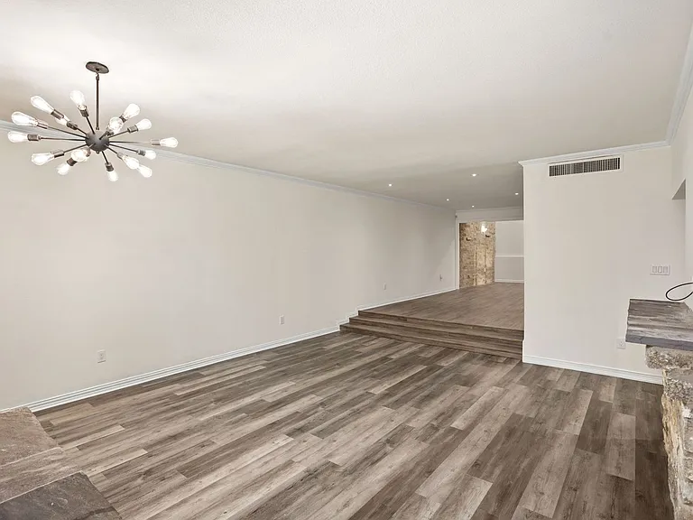 205 Chichester Pl #16 — Photo 8