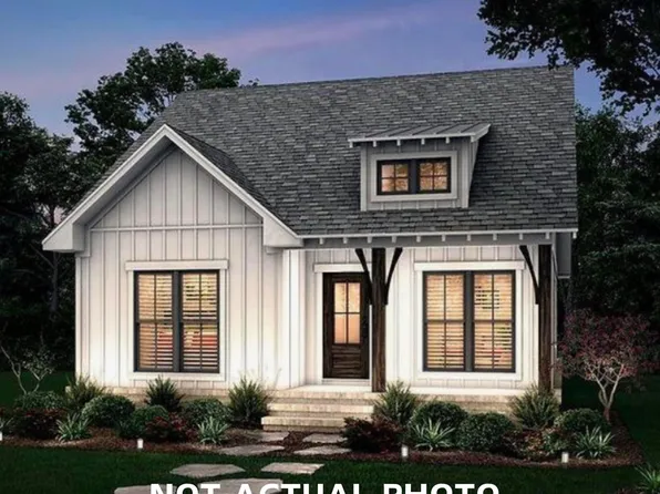 1451 E 22nd Ave, Columbus, OH 43211