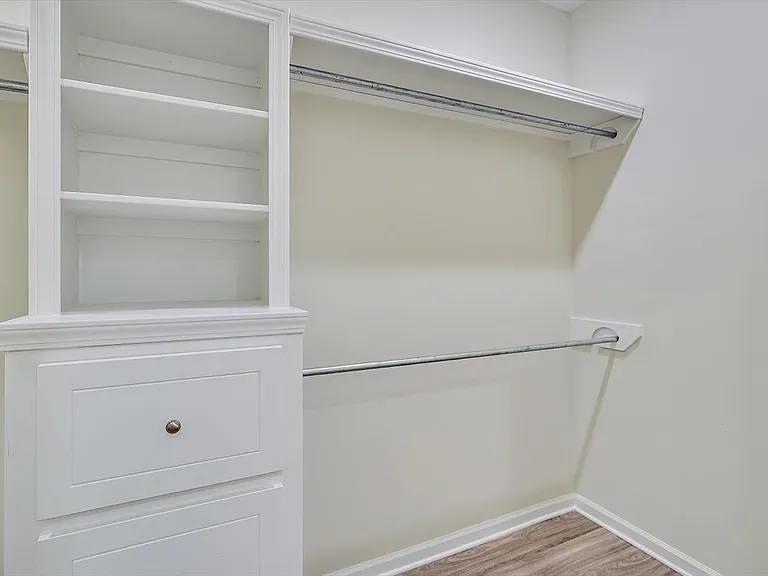 901 Gemstone Dr — Photo 23