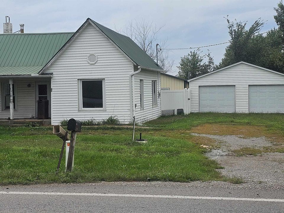 1st image of 402 E 2nd St S