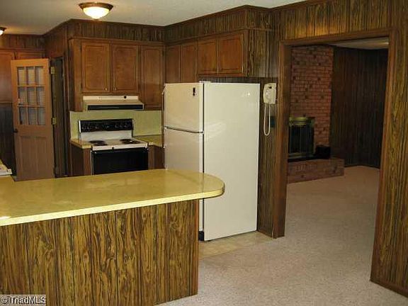 4th image of 3115 S Harvest Dr