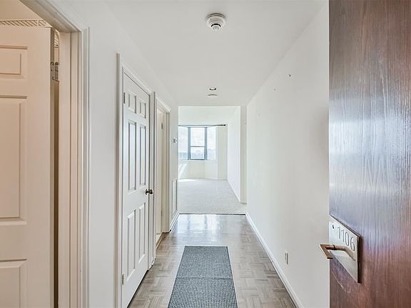 2nd image of 651 Bering Dr Unit 1106