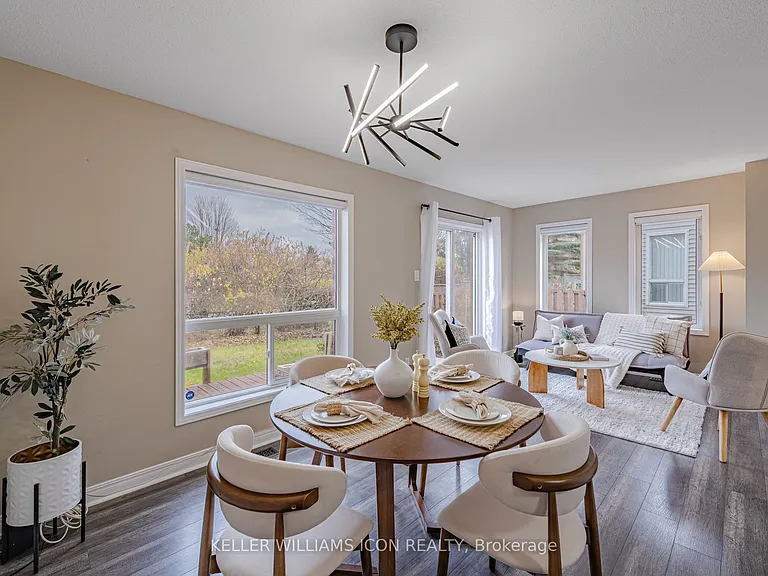 48 Blackdome Cres — Photo 11