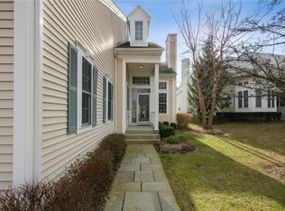 10 Reunion Rd, Port Chester, NY 10573