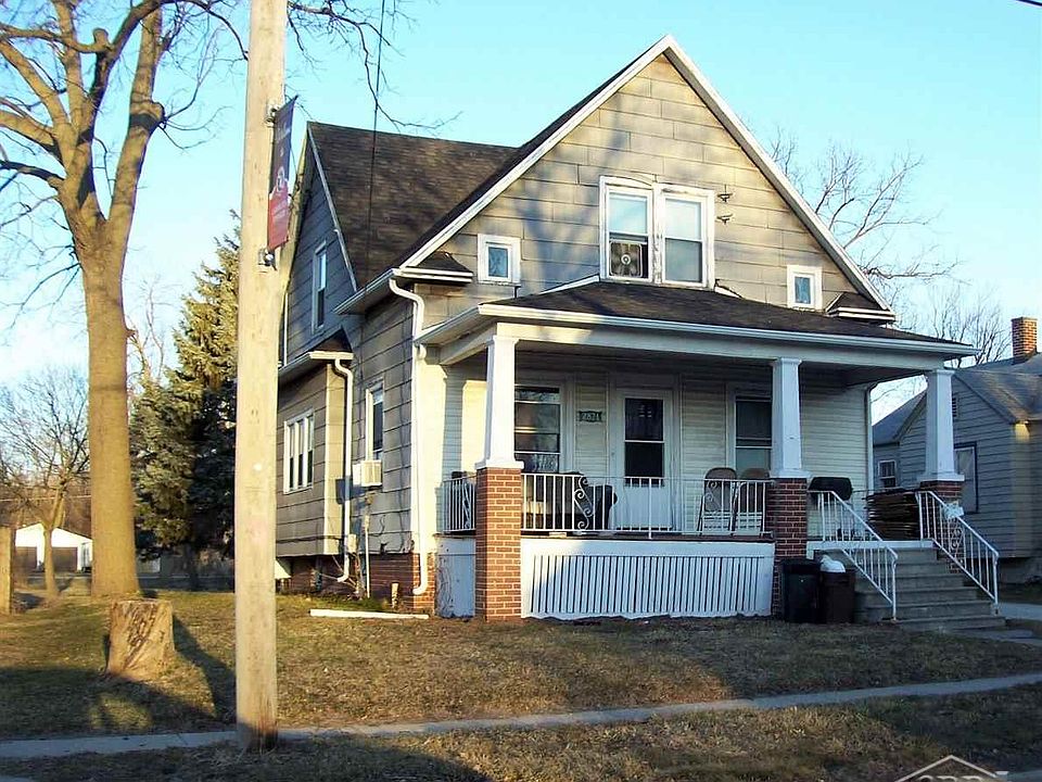 1st image of 2871 N Michigan Ave