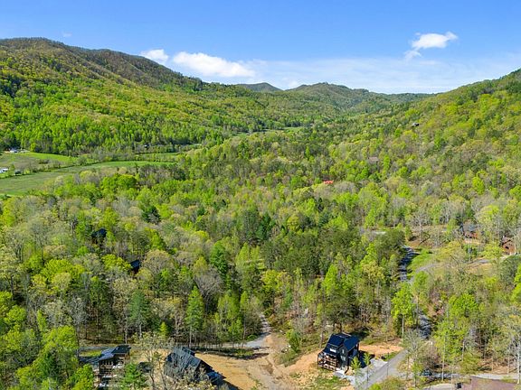 5th image of 2669 Sulpher Springs Way
