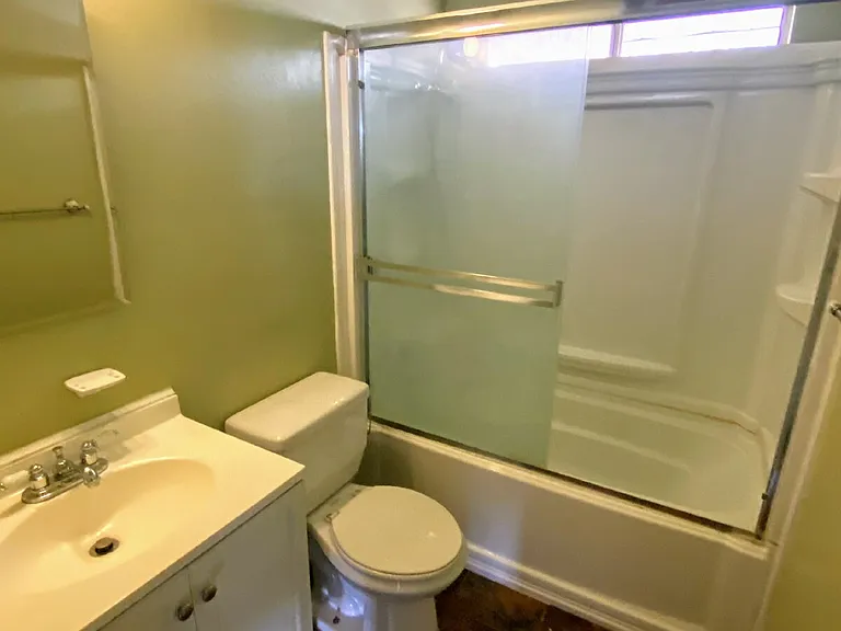 2555 Patrice Dr — Photo 11