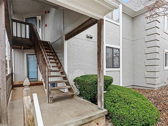 3rd image of 13821 W 58th Ter APT 1