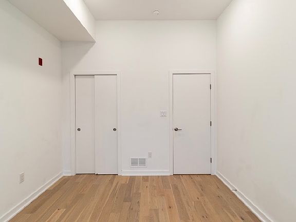 4th image of 2137 E Firth St Unit 3