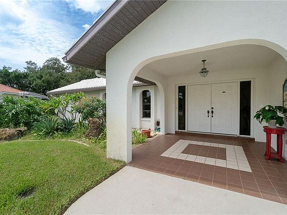 5th image of 616 Pineneedle Ln
