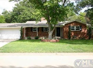 3905 Piedmont Rd, Fort Worth, TX 76116
