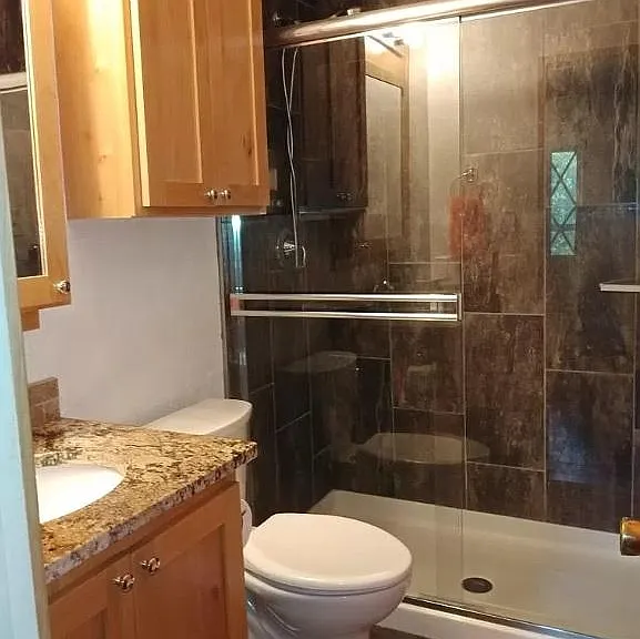 1207 Boydstun Ln — Photo 2