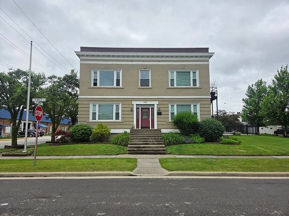 420 S 1st St