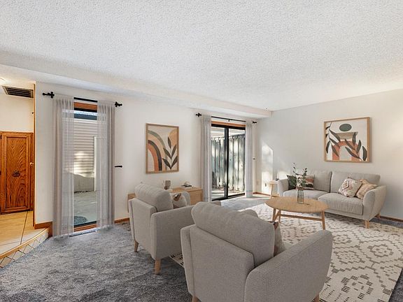 2nd image of 1124 Trailwood S