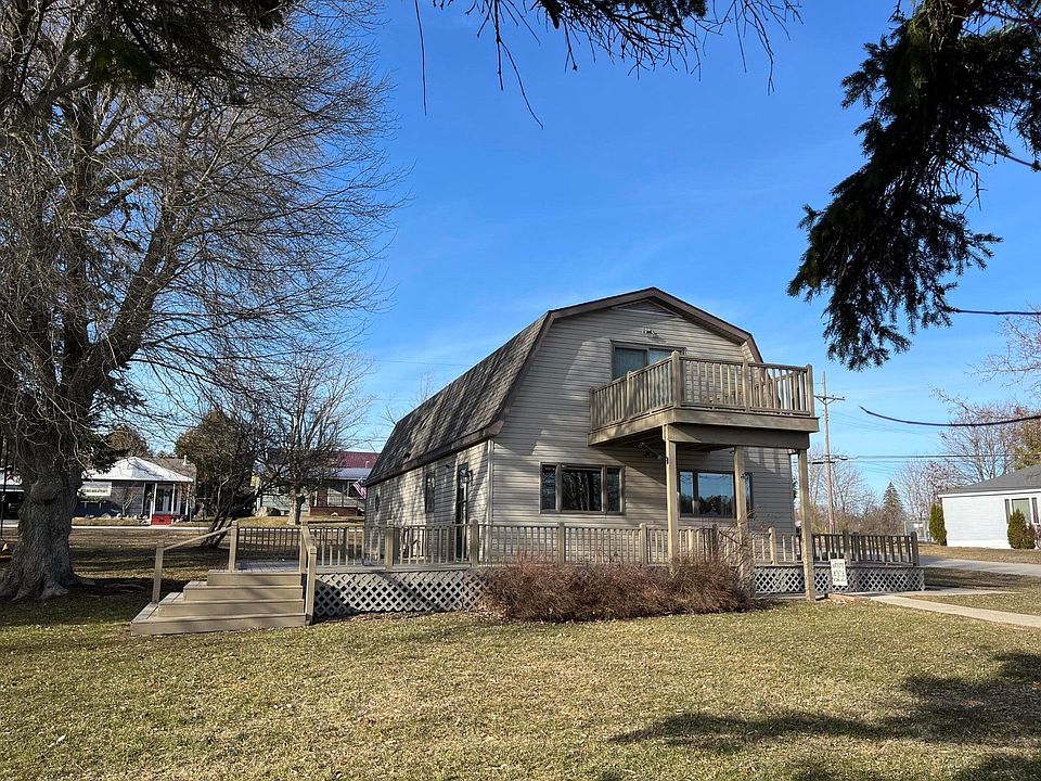 1st image of 348 N 1st St